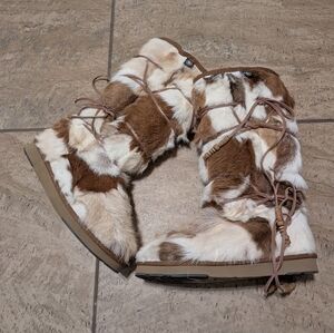 Au & Mu Womens Fur Beaded Lace Up Knee High Pull On Boots Brown White Size 8